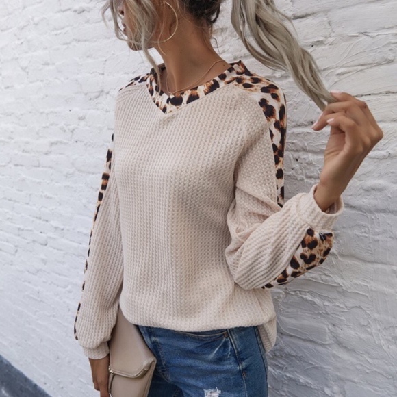 Tops - leopard print long sleeve waffle top v neck cream